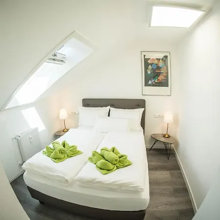 Fn L7 Klimatisiert-mit Kueche * Friedrichshafen