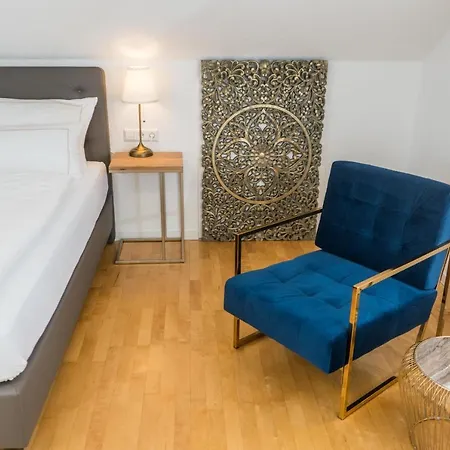 Fn L7 Klimatisiert-mit Kueche