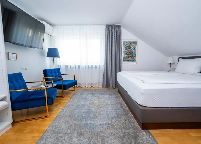 Fn L7 Klimatisiert-mit Kueche *